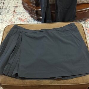 Women's Black Athletic Skort